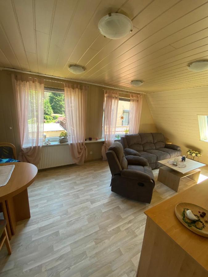 Ferienwohnung Meilerplatz - Familienfreundliche Ferienwohnung Fuer Max. 4 Personen In Bad Lauterberg Am Harz Esterno foto